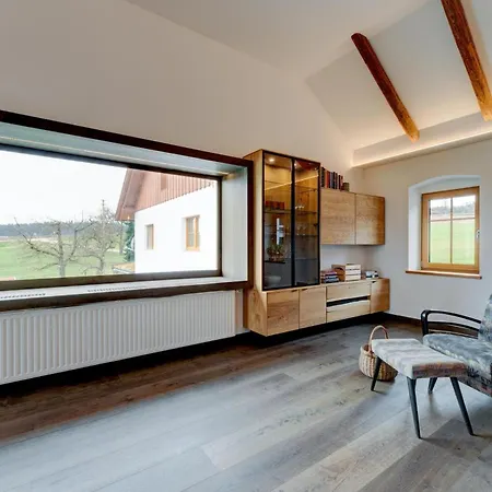 Apartment Aussergewoehnliches Loft Senftenbach